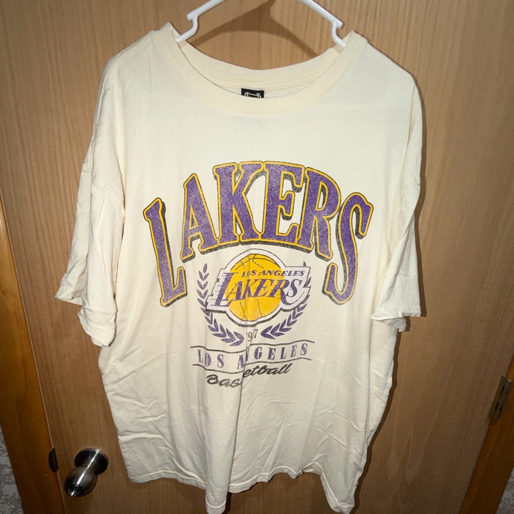 Cream Graphic Short Sleeve Tee